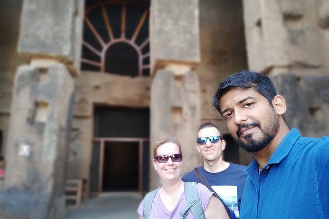 Mumbai Caves Guided Tour - Private AC transport and Mumbai traffic sanity