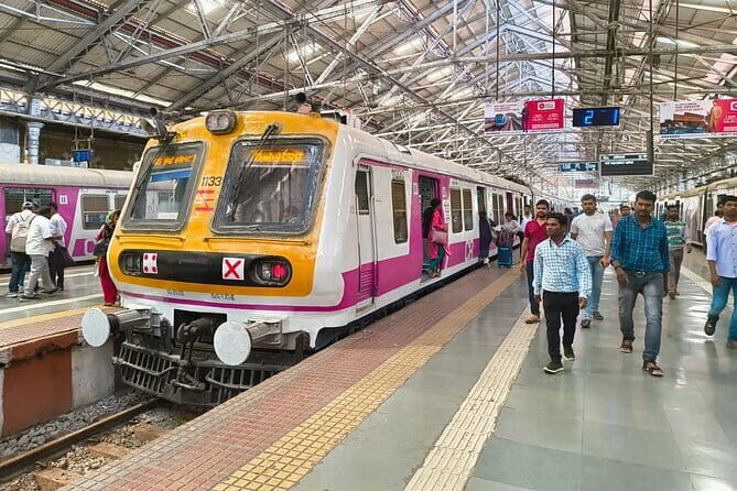"Mumbai City Sightseeing Tour" - What makes this tour work so well