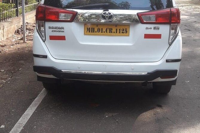 Mumbai City Sightseeing Tour With Expert Driver - Why a private, driver-led route makes Mumbai easier