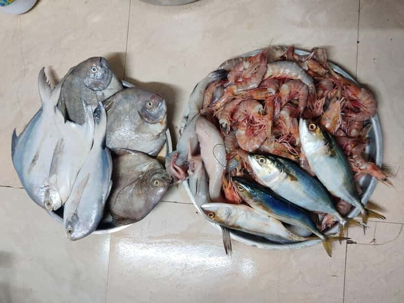 Mumbai Coastal Cooking: From Fishing Net to Flavourful Plate - Fish Market Time: How Real Fisherwomen Shape the Menu