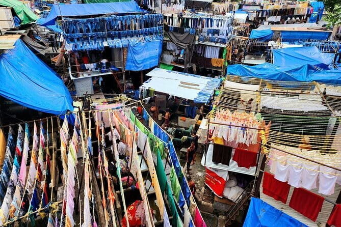 Mumbai Dharavi Slum, Dhobi Ghat & Dabbawala Lunchbox Tour - Starting at Churchgate: How the Meeting Point Helps