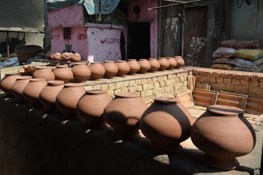 Mumbai: Dharavi Slum Tour with Dhobi Ghat (Open-Air Laundry) - Markets, textiles, and handicrafts you can actually shop with context
