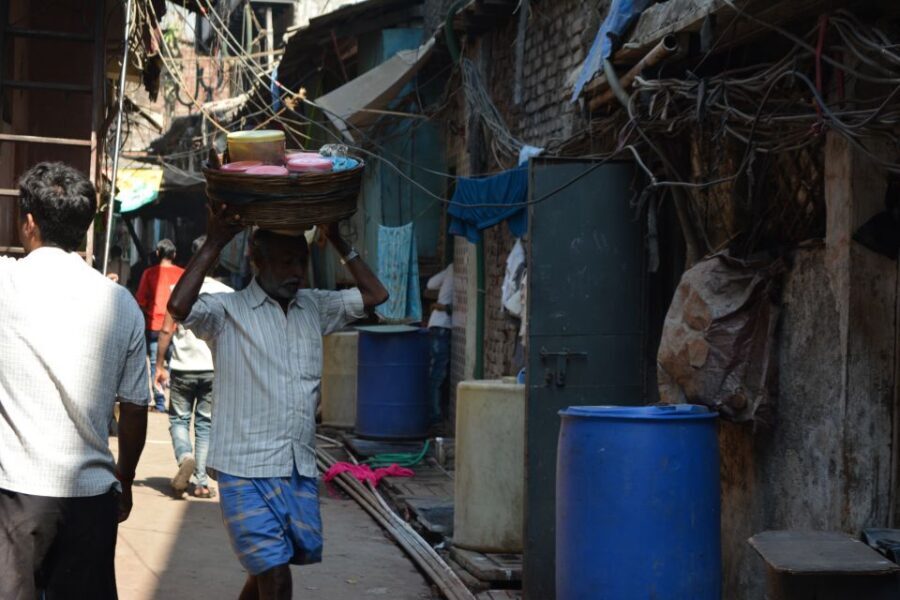 Mumbai: Dharavi Slum Tour with Dhobi Ghat (Open-Air Laundry) - Dhobi Ghat: watching the world’s largest open-air laundry at work