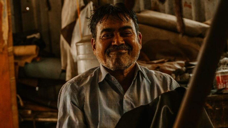 Mumbai: Dharavi Slum Walking Tour by First Female Tour Guide - Key highlights worth centering