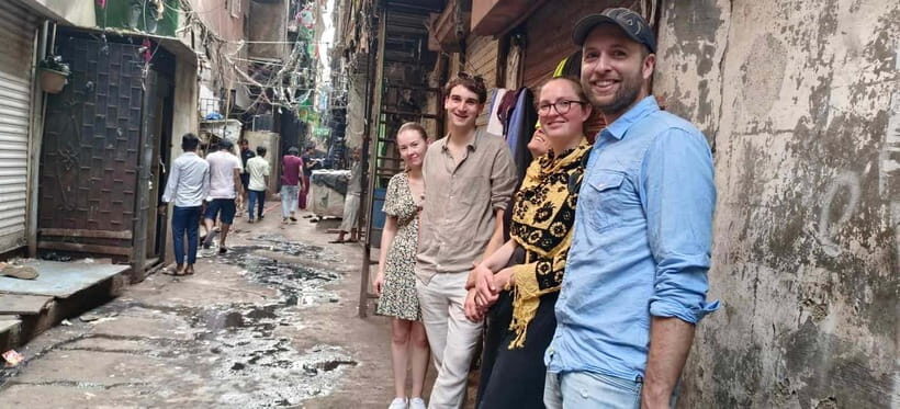 Mumbai: Dhobi Ghat Laundry and Dharavi Slum Tour with Local - Should you book this Dharavi and Dhobi Ghat tour?