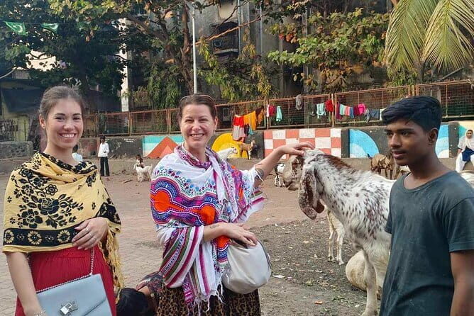 Mumbai: Dhobi Ghat Laundry & Dharavi Slum Tour with a Local - Key things to know before you go