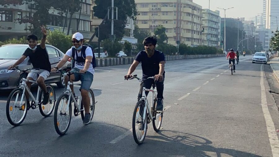 Mumbai: Early Morning Bicycle Tour - Gateway of India to the CST area: first big views, minimal crowding