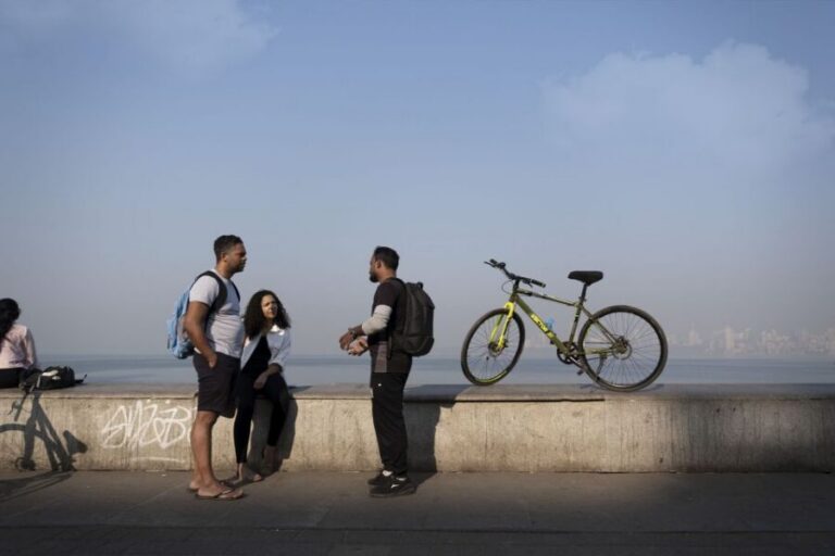 Mumbai: Early Morning Bicycle Tour - Starting at Cusrow Baug Colony: meeting point, mood, and safety