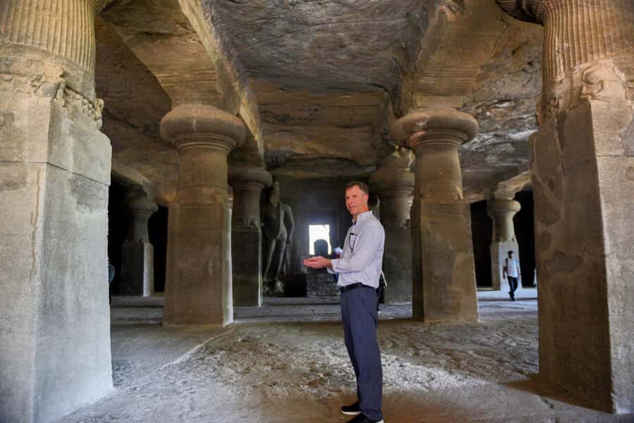 Mumbai: Elephanta Caves: Island Tour With Options - What’s included, and why that helps your day run smoother