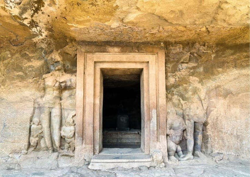 Mumbai: Elephanta Caves Private Tour with Ferry Ride - What you’re really paying for: value at $32 per person