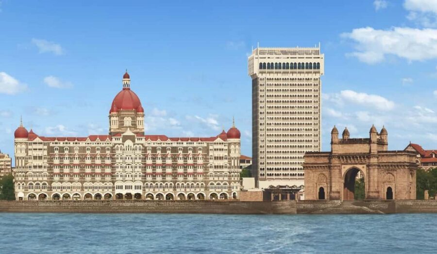 Mumbai: Exclusive Full-Day City Tour with Optional Caves - Ferry time to Elephanta: how to make the most of the 45-minute crossing