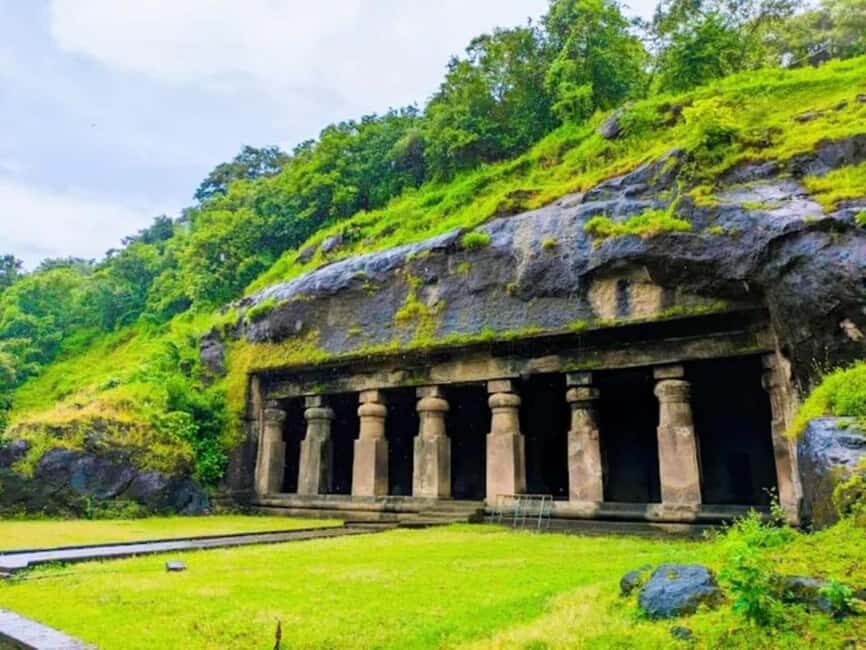Mumbai: Full-Day Guided City Tour with Elephanta Caves - Gateway of India to Taj Mahal Palace: the story starts at the water