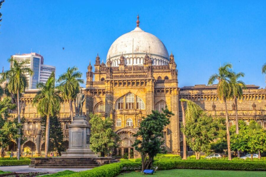 Mumbai: Full-Day Private Sightseeing Tour - A private day that actually feels like Mumbai