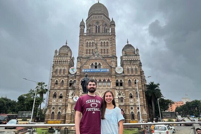 Mumbai Full-Day Sightseeing & Dharavi Slum Tour - Guides and drivers: why the human touch shows up in the reviews