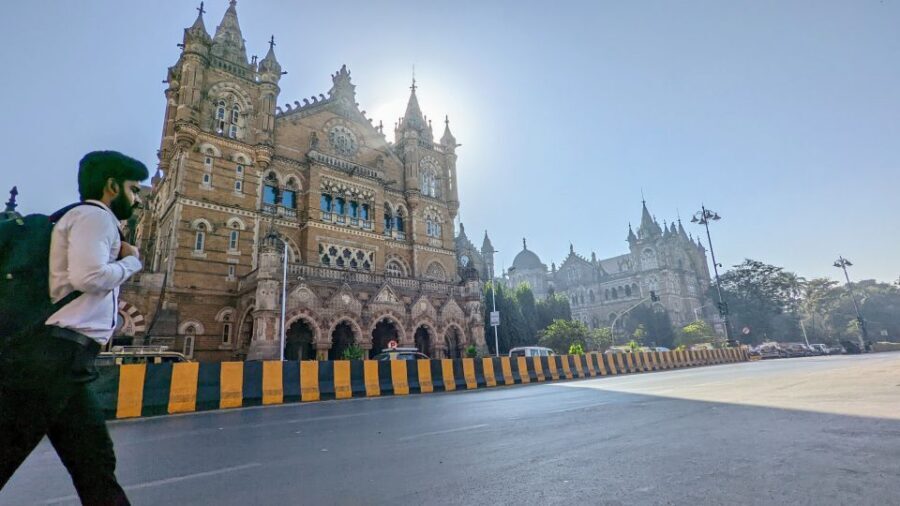 Mumbai: Full-Day Sightseeing Tour of Mumbai - Gateway of India and the Taj area: the classic start, with context