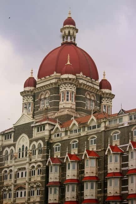 Mumbai: Half-Day City Tour with a Local - Bandra: old-school West meets hip city energy