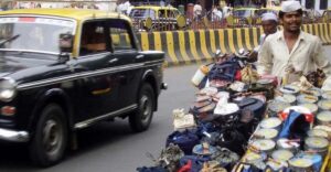 Mumbai Half-Day Guided Tour - Getting your bearings: Gateway of India and the Taj Mahal Palace area