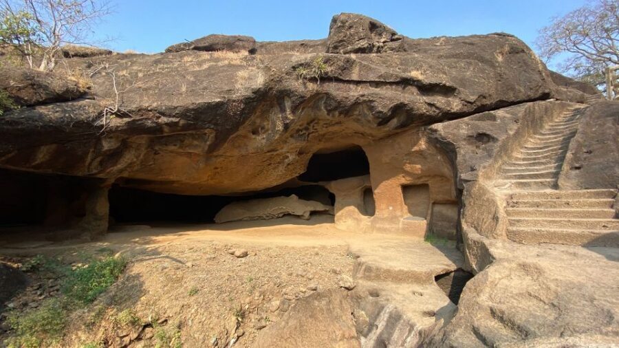 Mumbai: Kanheri Caves and The Golden Pagoda Temple - Key highlights you’ll care about