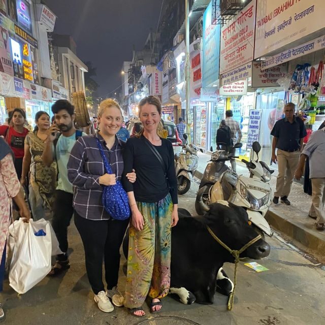 Mumbai Market Tour - Jama Masjid, Mumba Devi Temple, and Madhav Baugh: Faith in the Same Street Rhythm