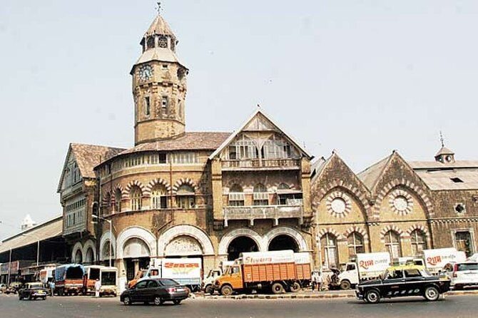 Mumbai Market Tour in Private Vehicle - How the Private, Air-Conditioned Setup Makes Market Shopping Easier