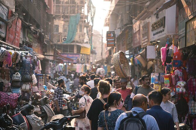 Mumbai Markets and Temples Tour - Crawford Market: what it sells, what it looks like, and the animal warning