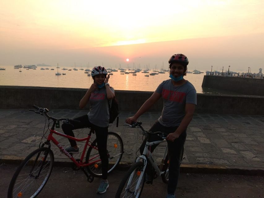 Mumbai: Morning Bicycle Tour - The sunrise stretch toward Gateway of India