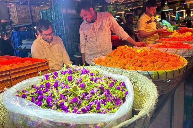 Mumbai Morning Market Tour of Flowers, Fish, and More - Why This Early Start Beats Typical Mumbai Sightseeing