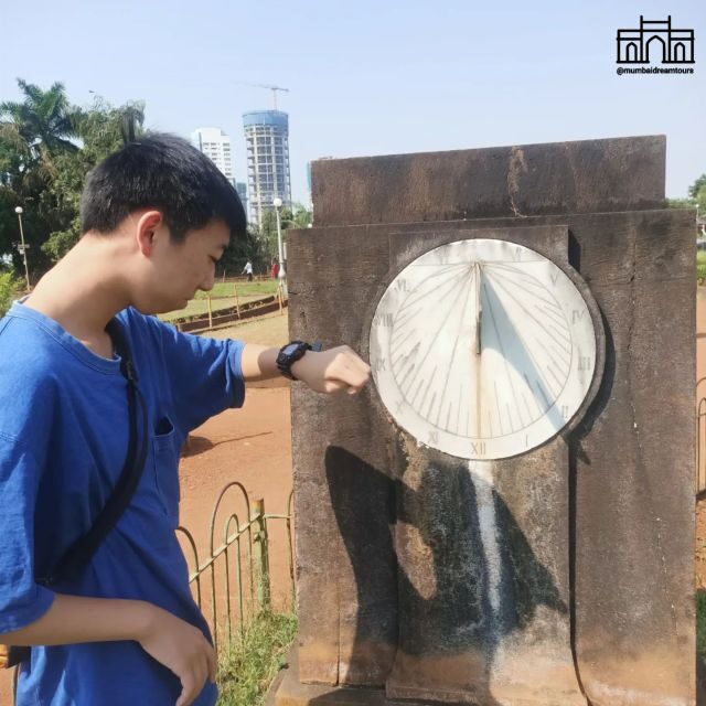 Mumbai: Private City sightseeing and Dharavi Slum Tour - Dhobi Ghat: Watching Laundry Work in Public