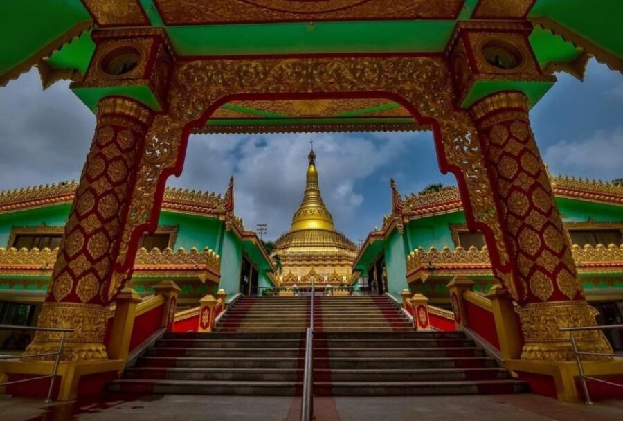 Mumbai: Private Global Pagoda Tour in Air-Conditioned Car - Private pickup and the AC ride: how to plan your 3–5 hours