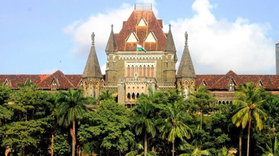 Mumbai: Private Guided Full-Day City Sightseeing Tour - Rajabai Clock Tower and Chhatrapati Shivaji Terminus: Victorian-era structure meets modern movement