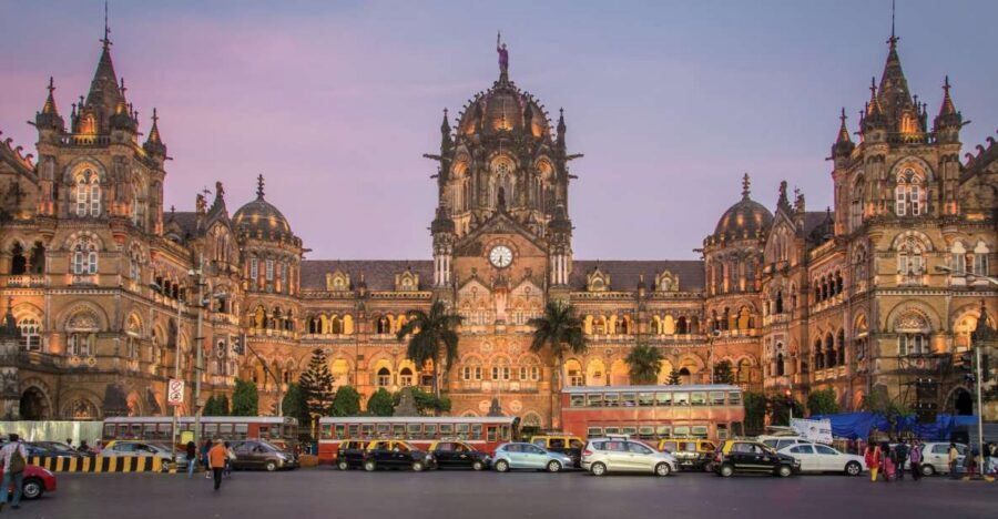 Mumbai: Private Guided Full-Day City Sightseeing Tour - Mani Bhavan Gandhi Museum: where political movements started in Mumbai