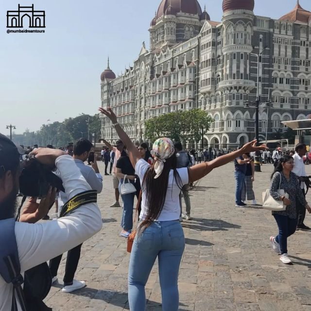 Mumbai: Private Sightseeing Tour with Car and Guide - Marine Drive promenade: where the city looks like a story