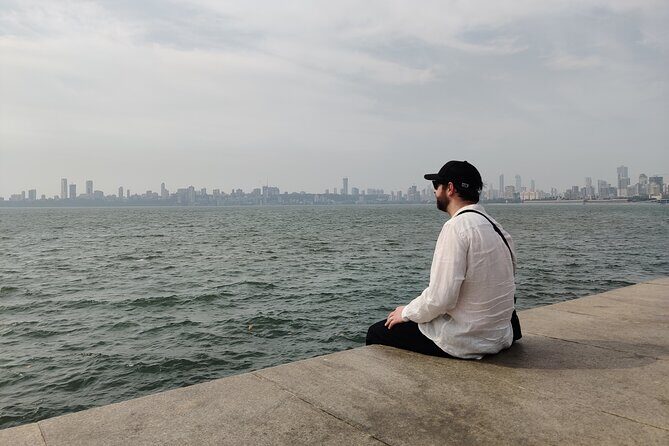 Mumbai: Private Sightseeing Tour with Top Highlights - Gateway of India and Taj Mahal Palace: Colaba’s First Photo Hit