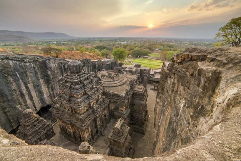 Mumbai: Same Day Tour of Ajanta & Ellora Cave's - Guided option: when it adds value (and when you’ll need to speak up)