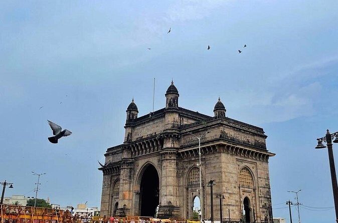 Mumbai Sightseeing Tour - University of Mumbai, Rajabai Clock Tower, and civic buildings
