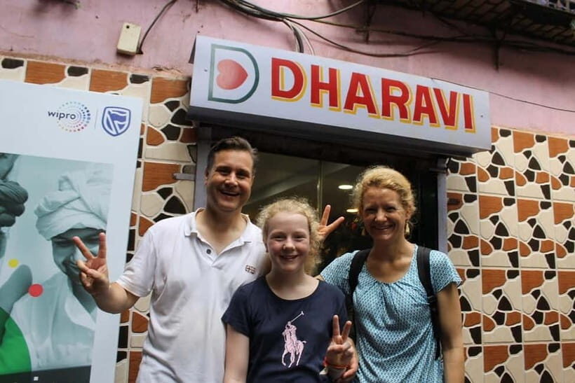 Mumbai: Slum Tour Dharavi & Dhobi Ghat Laundry with a Local - Meeting at Third Wave Coffee, Mahim Junction