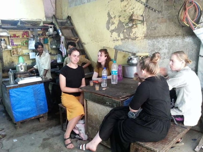 Mumbai: Slum Tour Dharavi & Dhobi Ghat Laundry with a Local - A Slumdog Millionaire film spot inside Dharavi