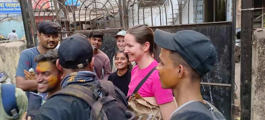 Mumbai: Slum Tour Dharavi Small Group with a Local Guide - Industries You Can Spot: Plastic Recycling, Leather, Textiles, Metal