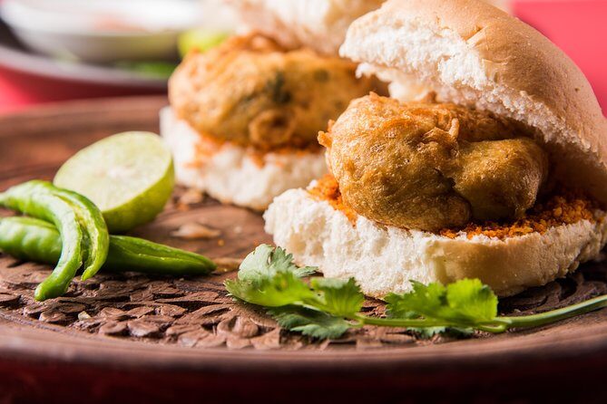 Mumbai Street Food Crawl (2 Hours Guided Food Tasting Tour) - Mumbai Street Food Crawl: What This Really Gives You