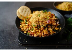 Mumbai Street Food Crawl (2 Hours Guided Food Tasting Tour) - The Core Tasting Plan: Vada Pav, Bhel, Dabeli, and Samosas