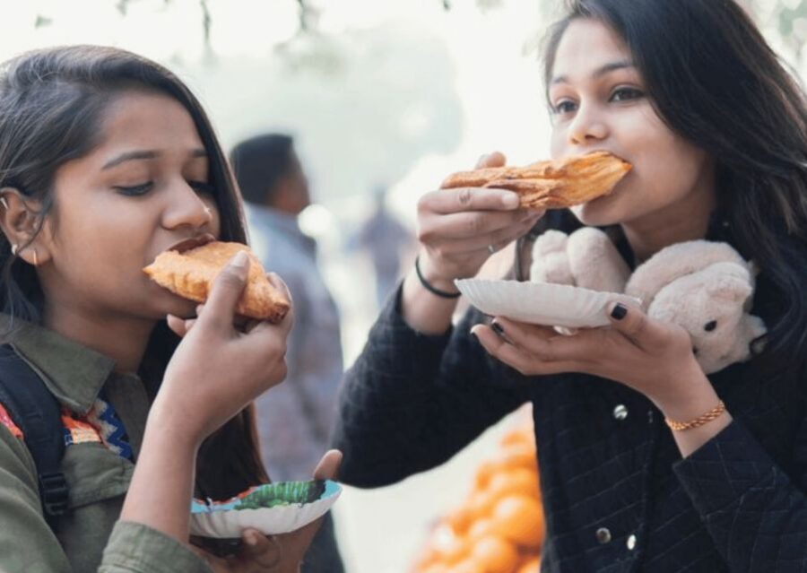Mumbai Street Food Crawl (2 Hours Guided Food Tasting Tour) - Guide Quality Can Make or Break the Tour