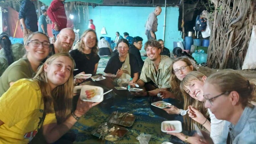 Mumbai Street Food Tour with Evening Bazaar Walk - Key highlights