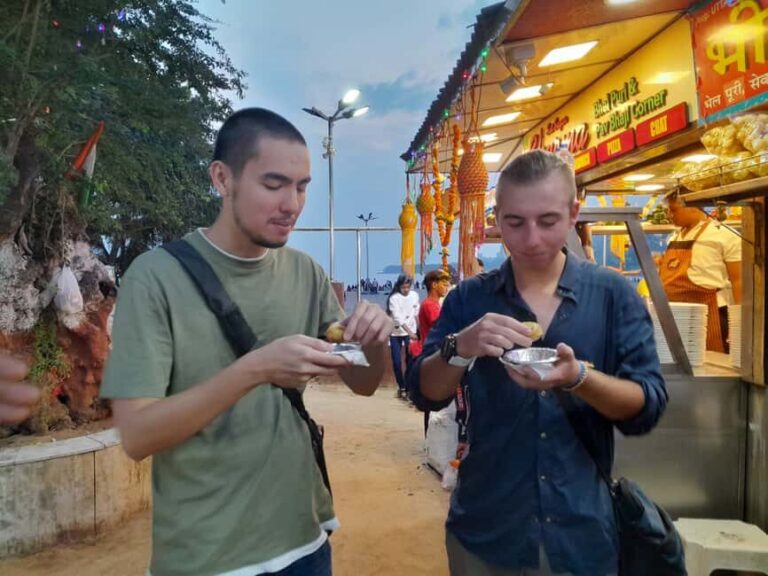 Mumbai Street Food Tour with Evening Bazaar Walk - Meeting Point and Getting There Without Stress