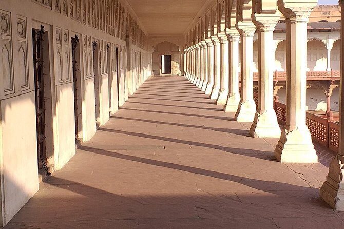 Mumbai to Agra Taj Mahal Day Trip with Return Flights and Lunch - Who this Taj Mahal and Agra Fort day trip is best for