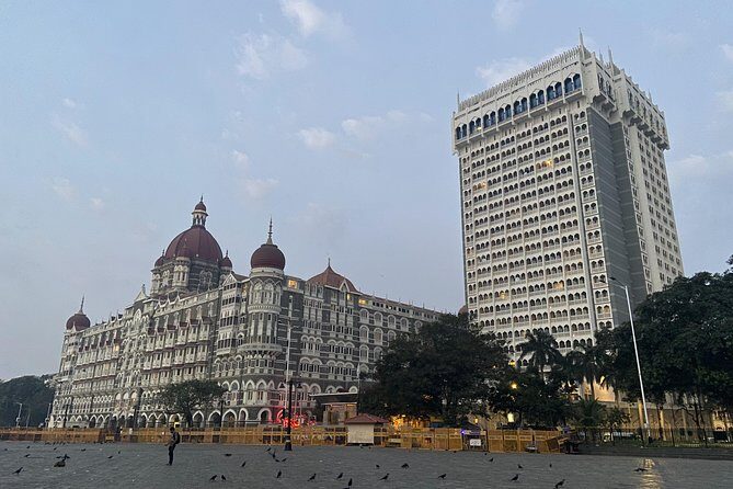 Mumbai Tours for Cruise Travellers (Private & Group Options) - Colaba Causeway and Kamala Nehru Park: Old City Energy Without the Stress