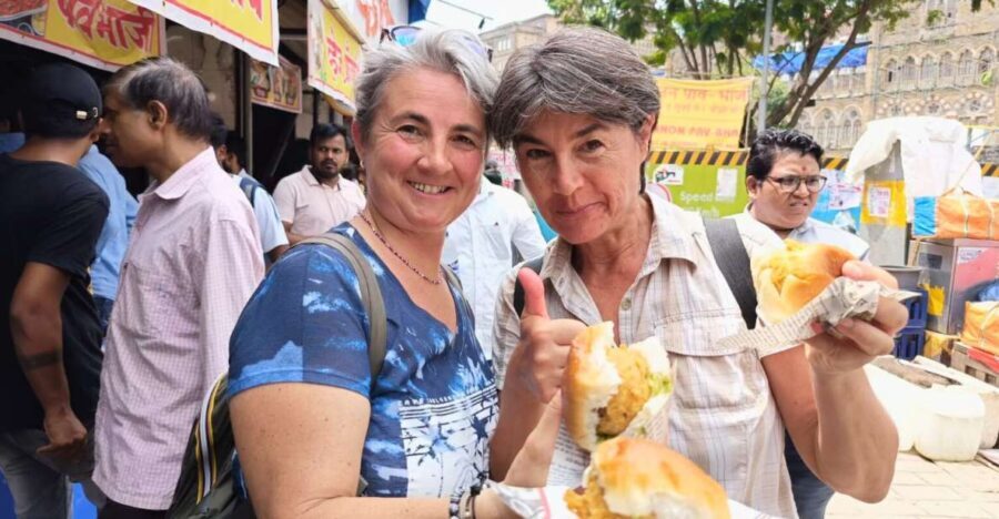 Mumbai Walking Tour with Local Snacks - Where this Mumbai heritage walk starts (and why that matters)