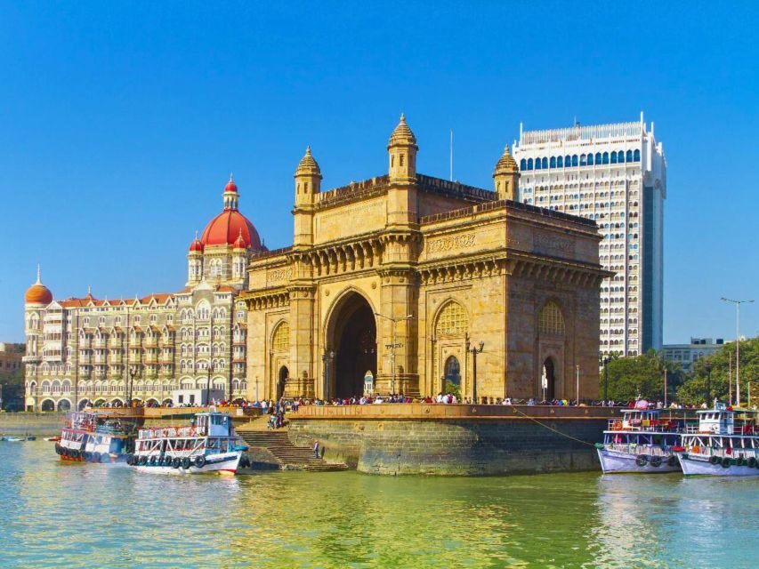 Mumbai Walking Tour with Local Snacks - The snack and refreshment stop: the food you actually want to try