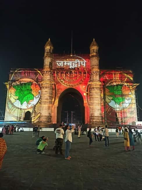 Night Tour: Mumbai’s Nights & Buzzing Bazaars - Crawford Market and Colaba Causeway: shopping and smells after dark