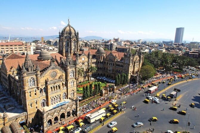 Old Mumbai Sightseeing Tour with a Local Guide - Stops 5: Hanging Gardens and Kamala Nehru Park reset your pace