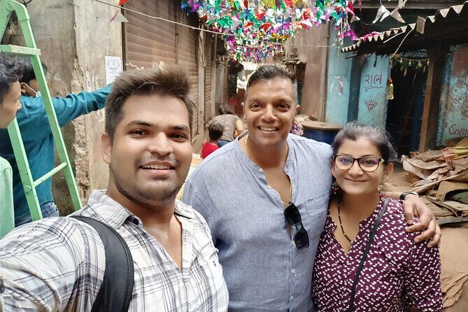 Private 8 Hours Mumbai City Sightseeing and Dharavi Slum Tour - UNESCO CST and the sea-view drive: the iconic plus the ordinary